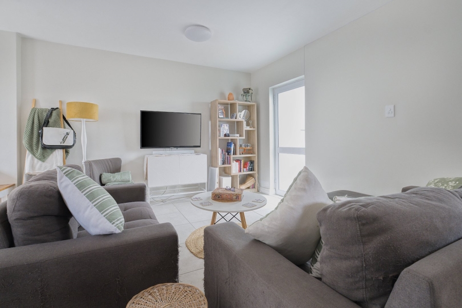 To Let 2 Bedroom Property for Rent in Parsonsvlei Eastern Cape